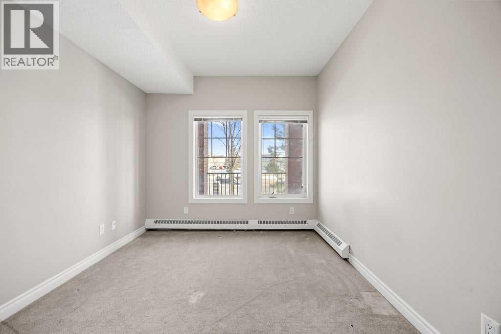 #122 60 Royal Oak Plaza NW - 16