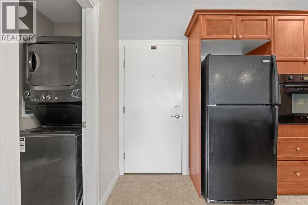 #122 60 Royal Oak Plaza NW - 21