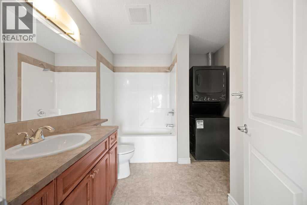 #122 60 Royal Oak Plaza NW - 18