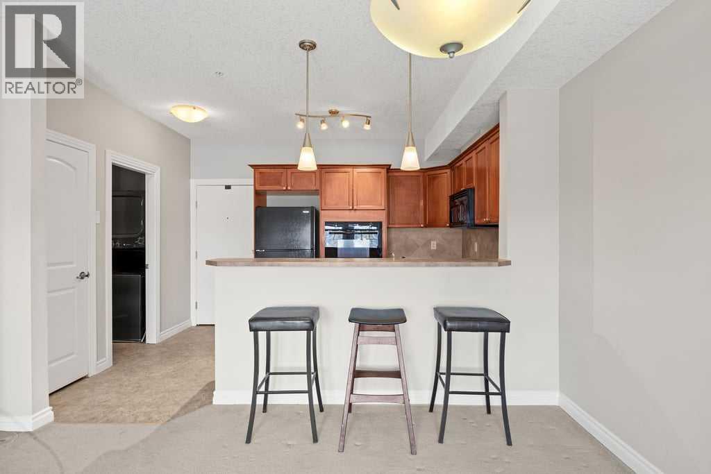 #122 60 Royal Oak Plaza NW - 7