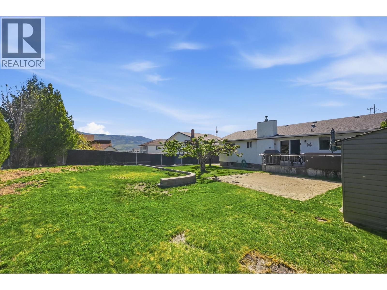 9506 Hummingbird Lane, Osoyoos