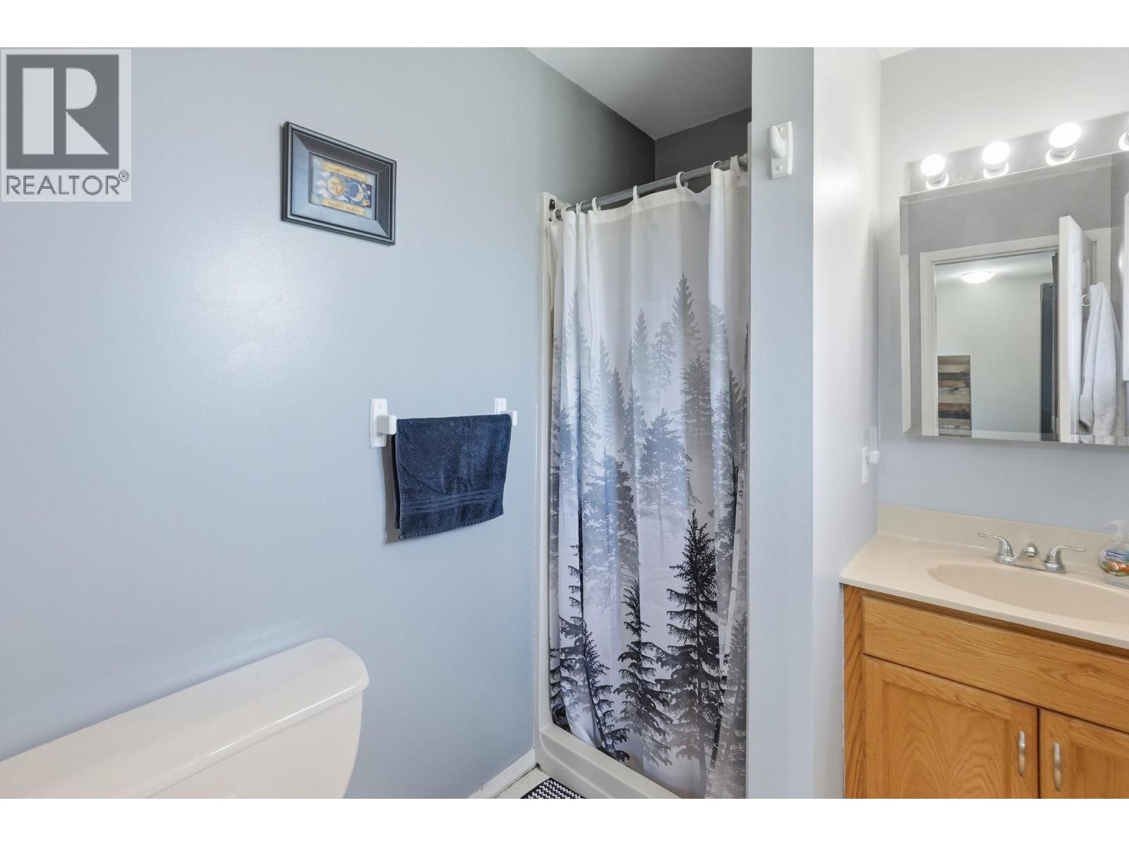 9506 Hummingbird Lane, Osoyoos