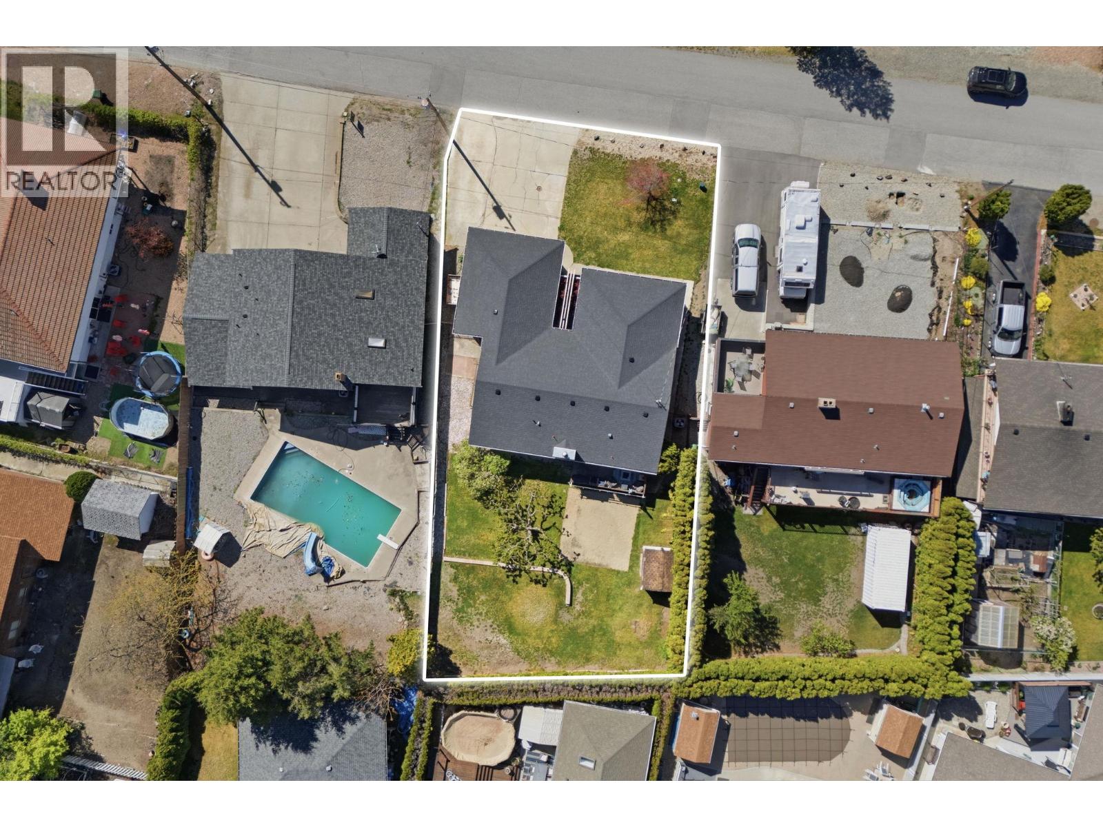 9506 Hummingbird Lane, Osoyoos