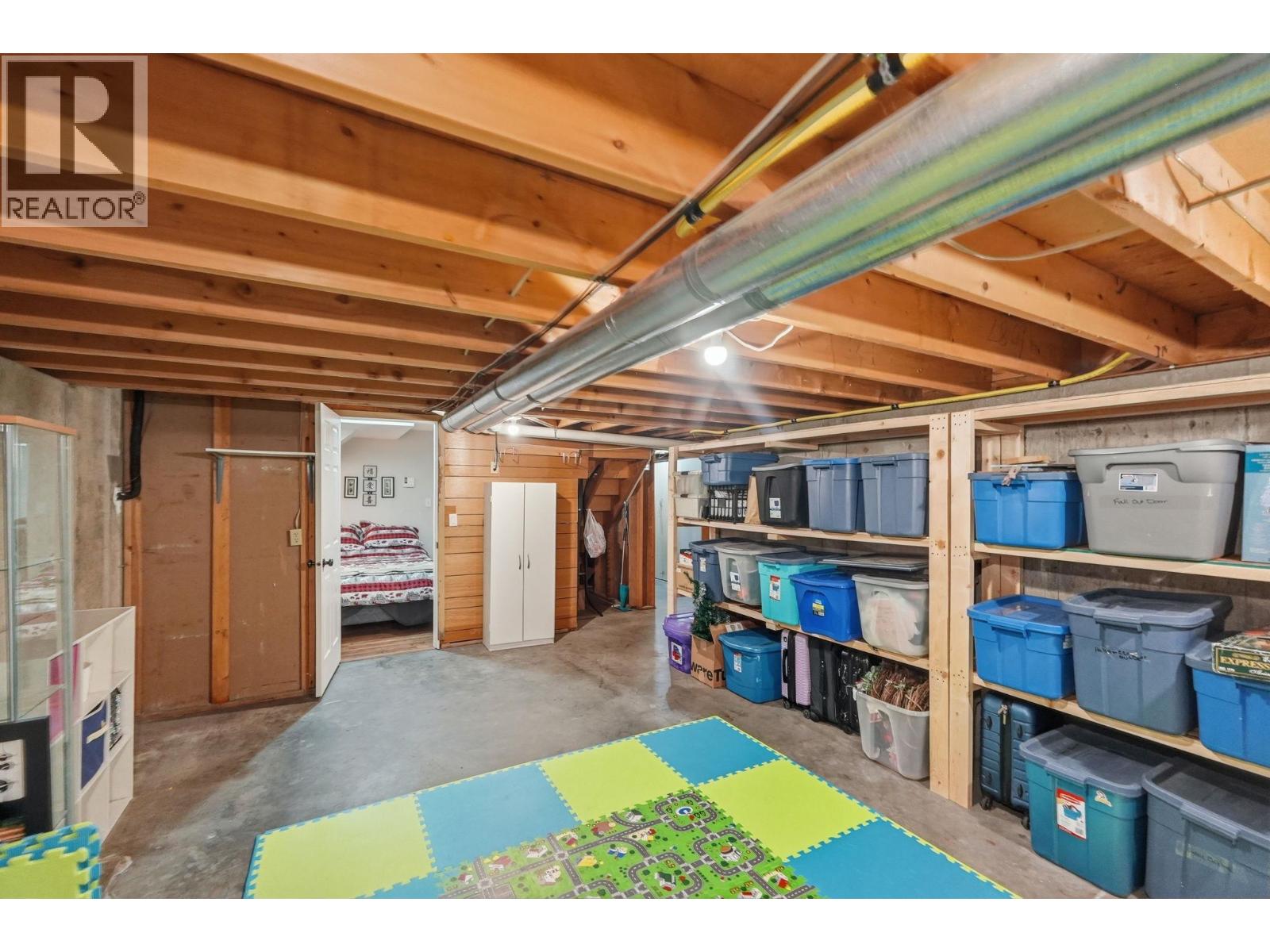 9506 Hummingbird Lane, Osoyoos