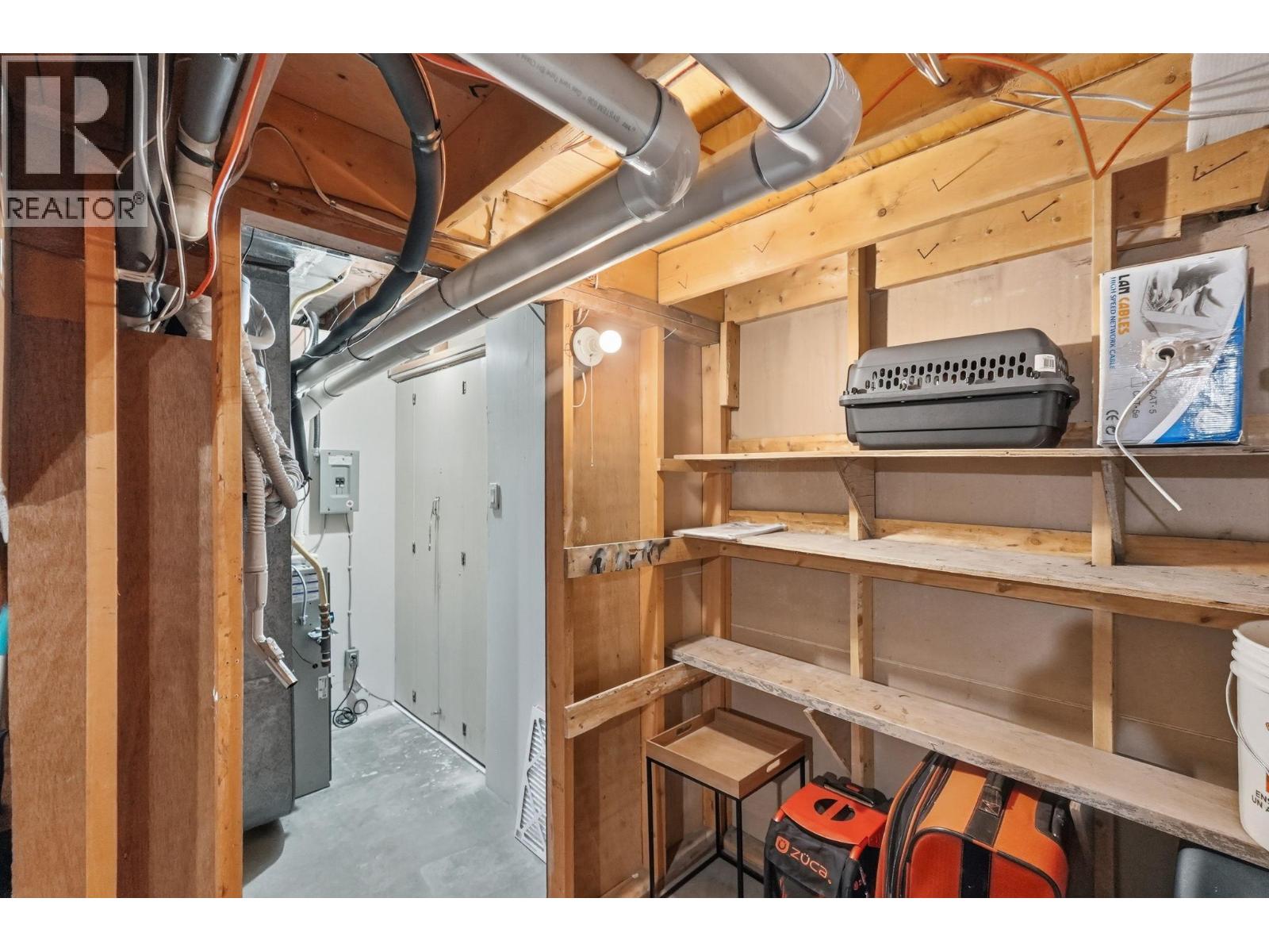 9506 Hummingbird Lane, Osoyoos
