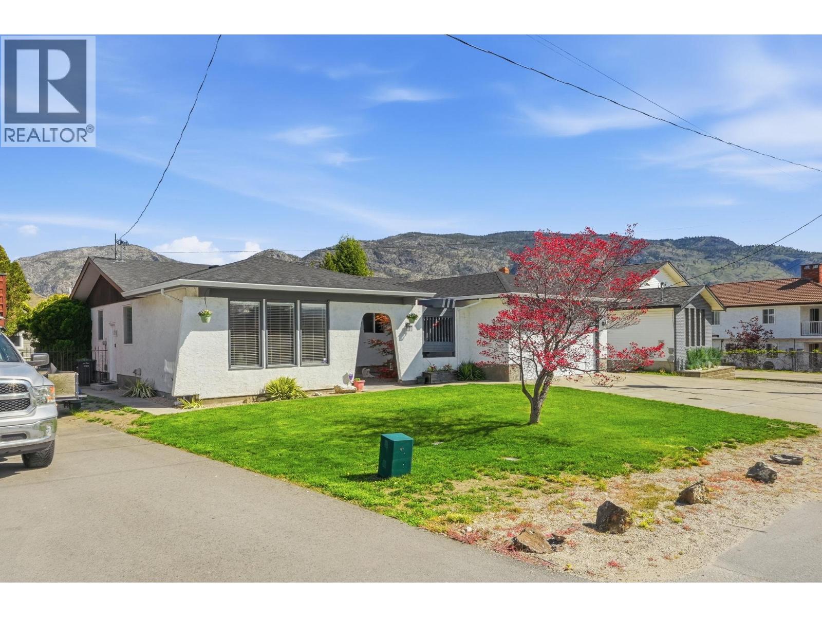 9506 Hummingbird Lane, Osoyoos