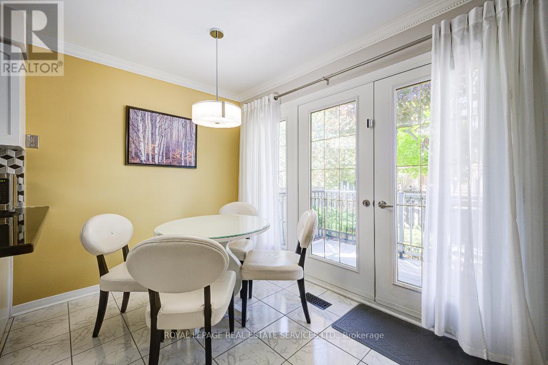5726 TAYSIDE CRESCENT - 11