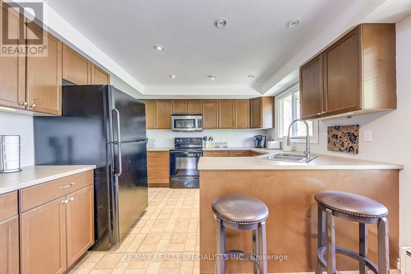 15195 THE GORE ROAD - 16