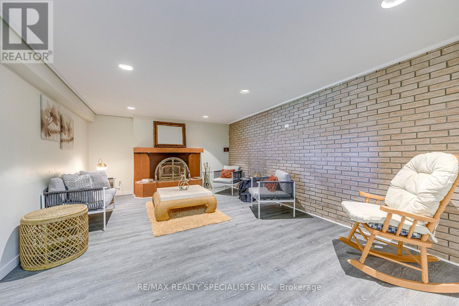 15195 THE GORE ROAD - 18