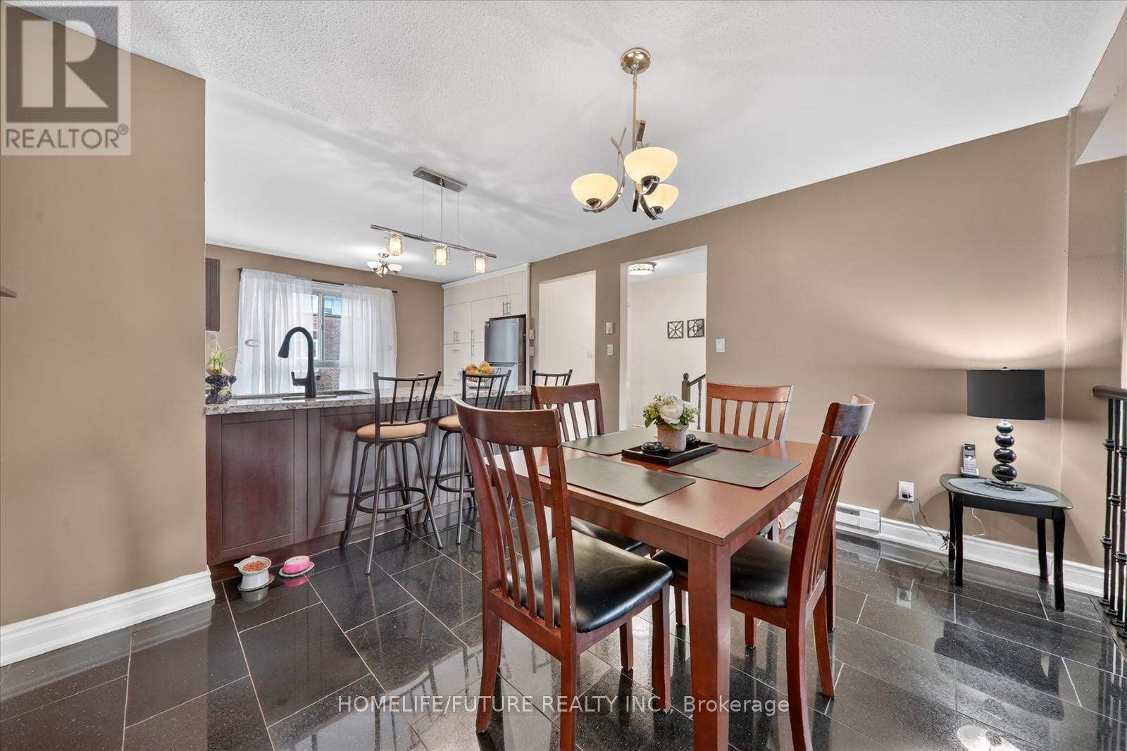 #70 38 JOHN CABOT WAY - 17