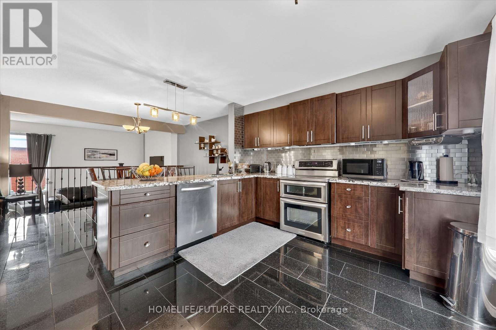 #70 38 JOHN CABOT WAY - 20