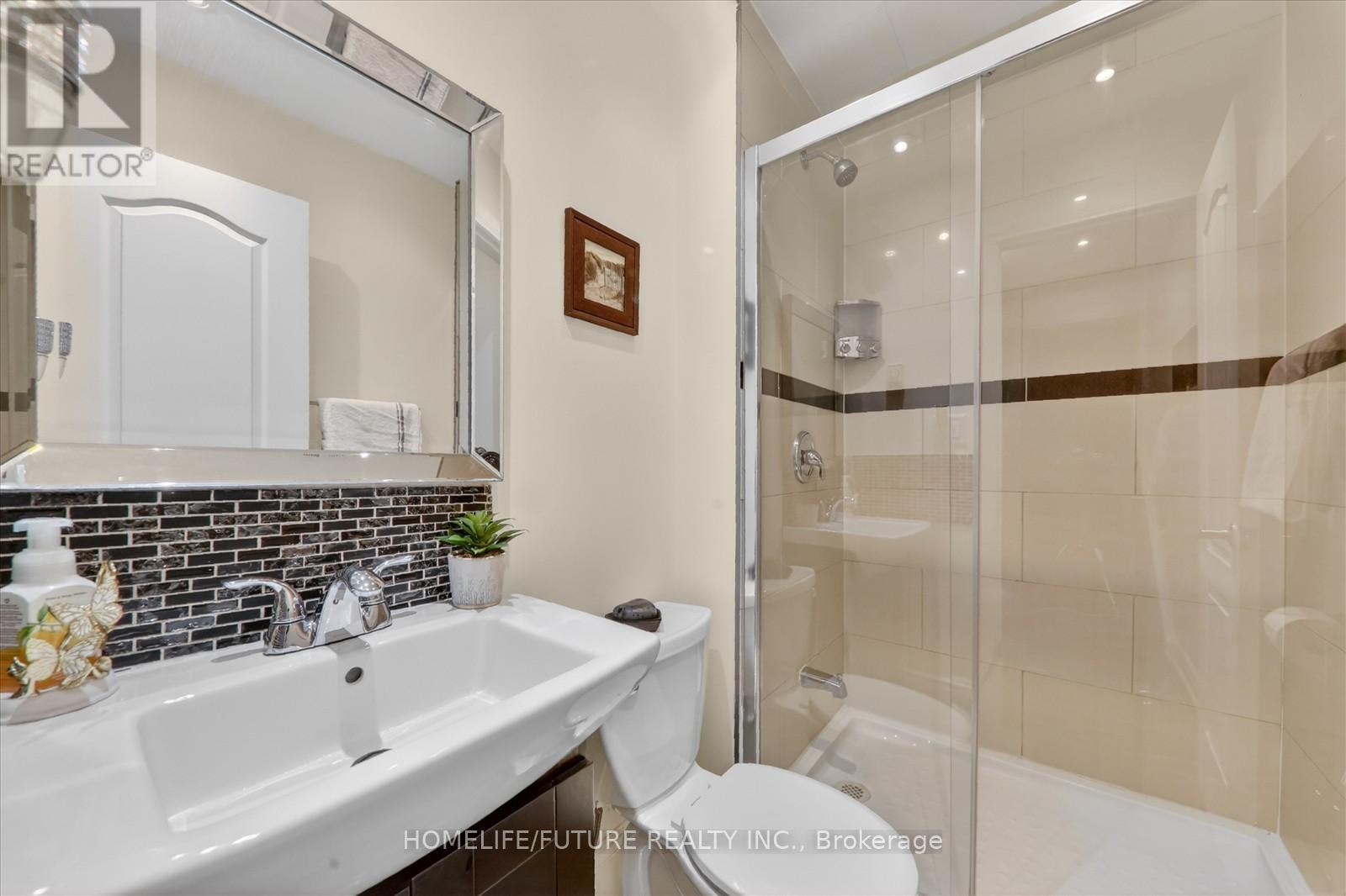 #70 38 JOHN CABOT WAY - 22
