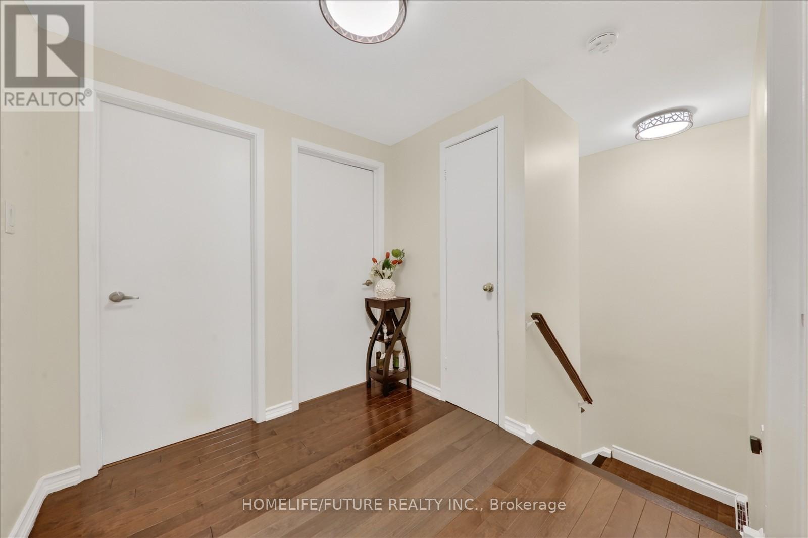 #70 38 JOHN CABOT WAY - 24