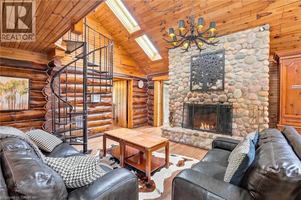 678 CHANTLER Road - 18