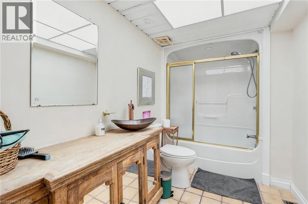 678 CHANTLER Road - 27