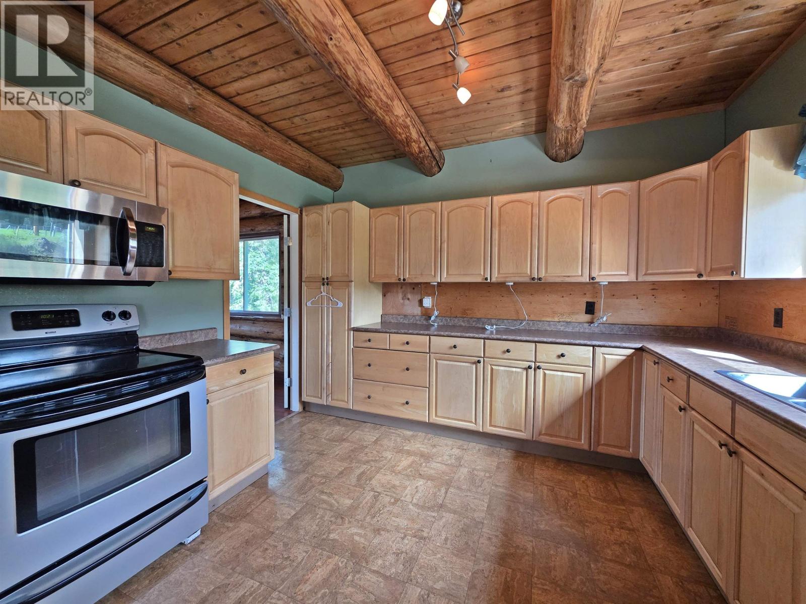 2303 PINNACLES ROAD - Image 3