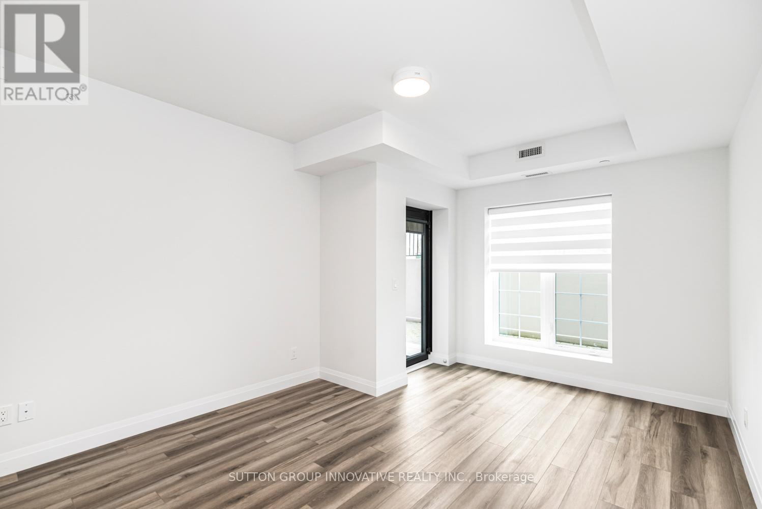 #105 153 WILSON STREET W - 12