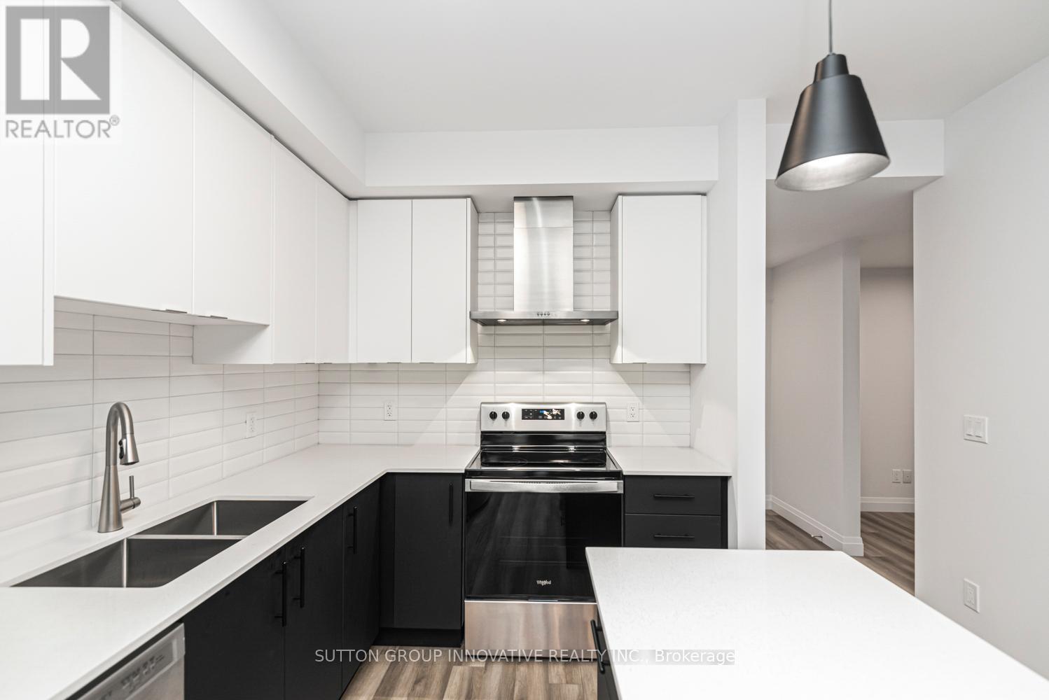 #105 153 WILSON STREET W - 18