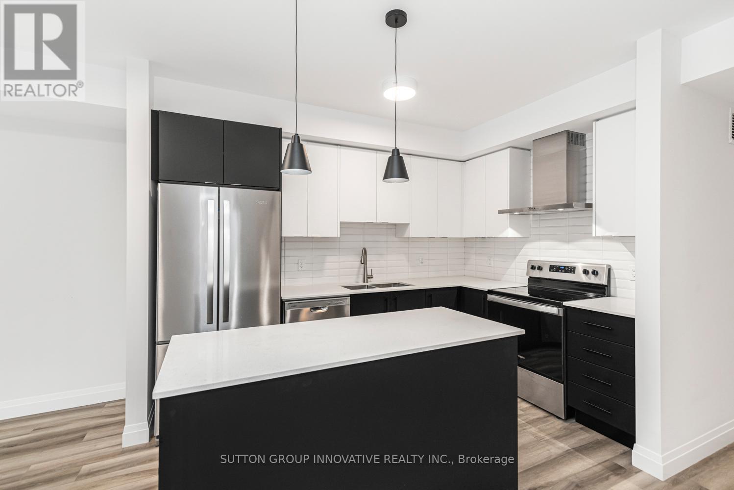 #105 153 WILSON STREET W - 21