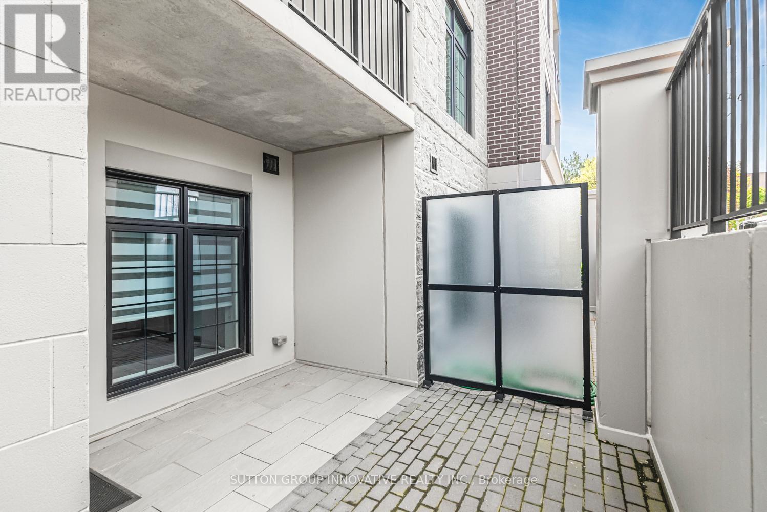 #105 153 WILSON STREET W - 40
