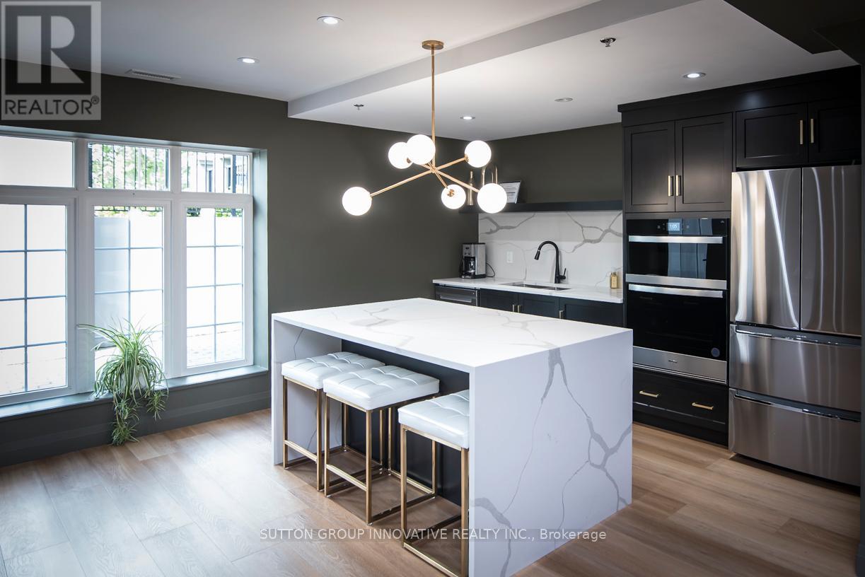 #105 153 WILSON STREET W - 48