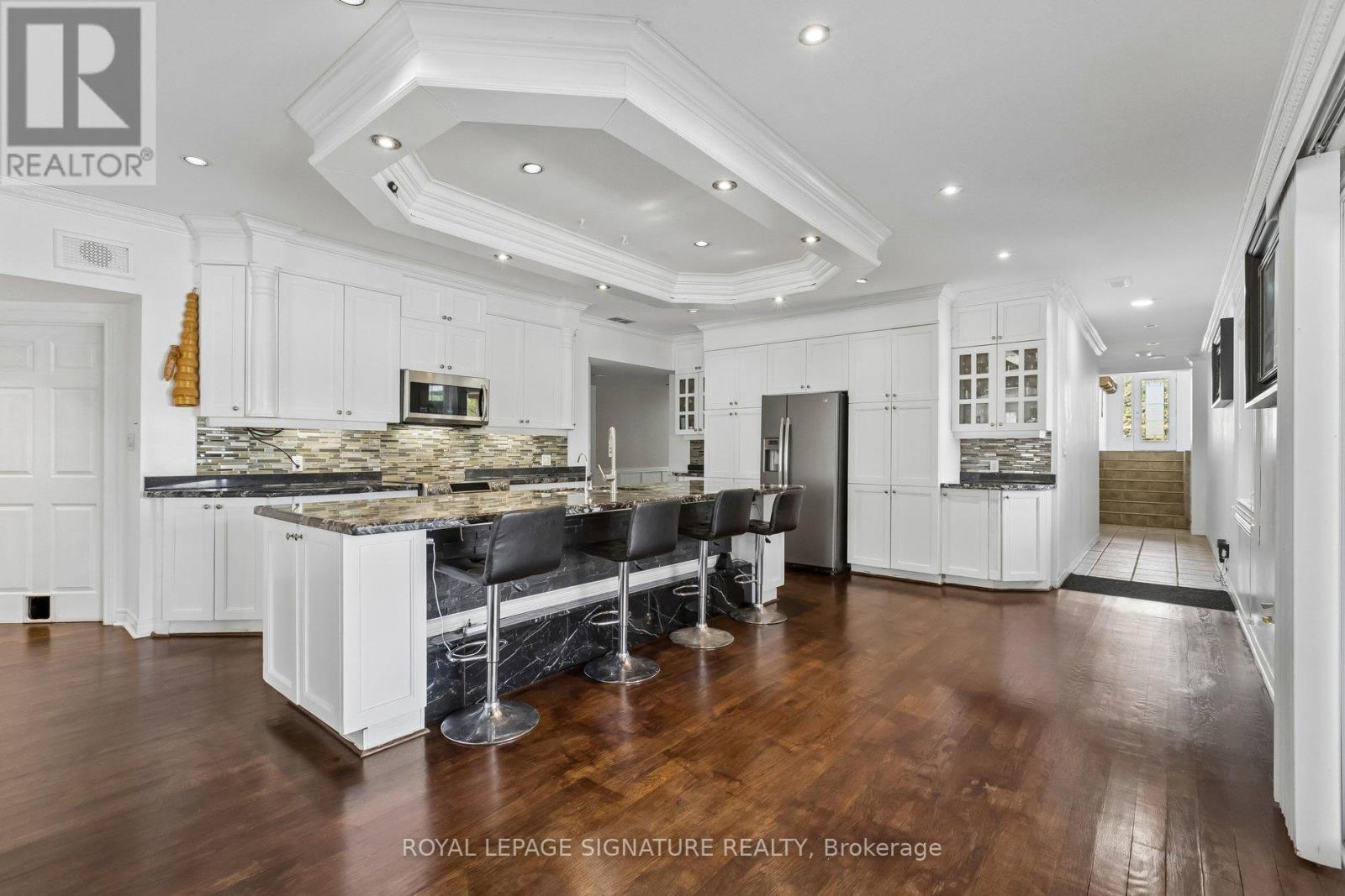 #3 64256 DUFFERIN COUNTY ROAD - 29
