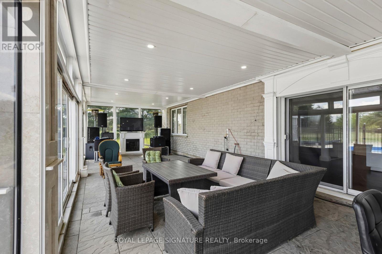 #3 64256 DUFFERIN COUNTY ROAD - 40