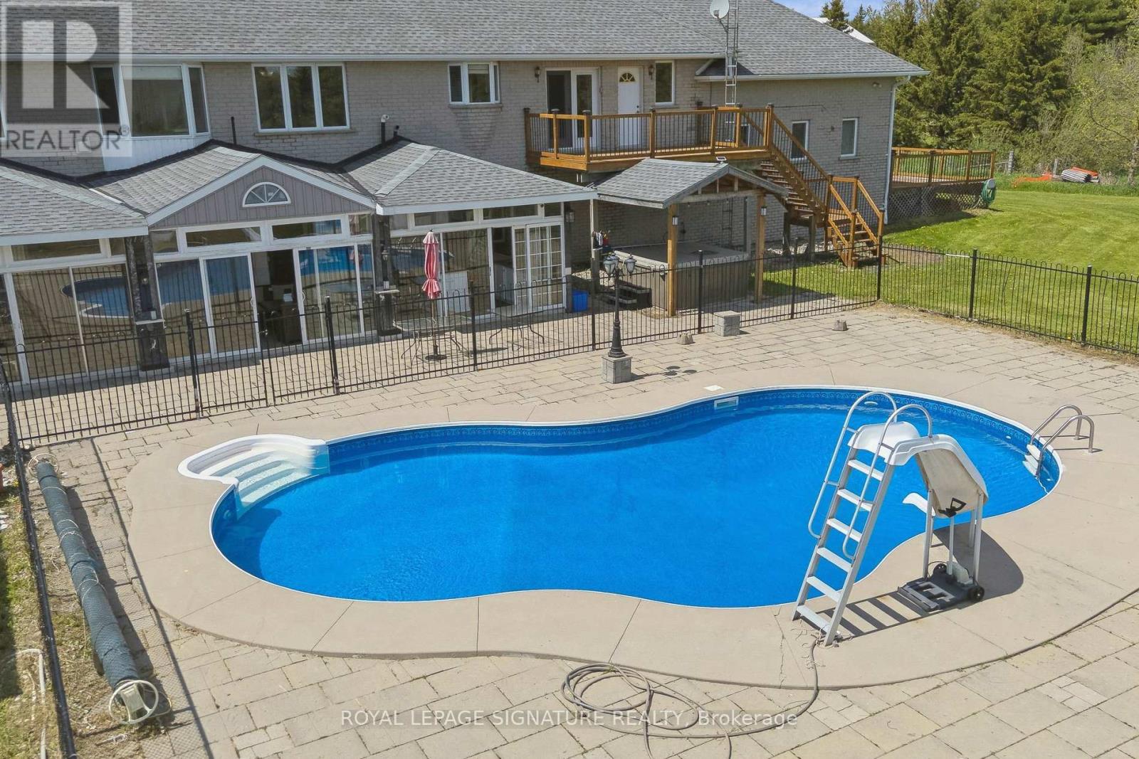 #3 64256 DUFFERIN COUNTY ROAD - 45