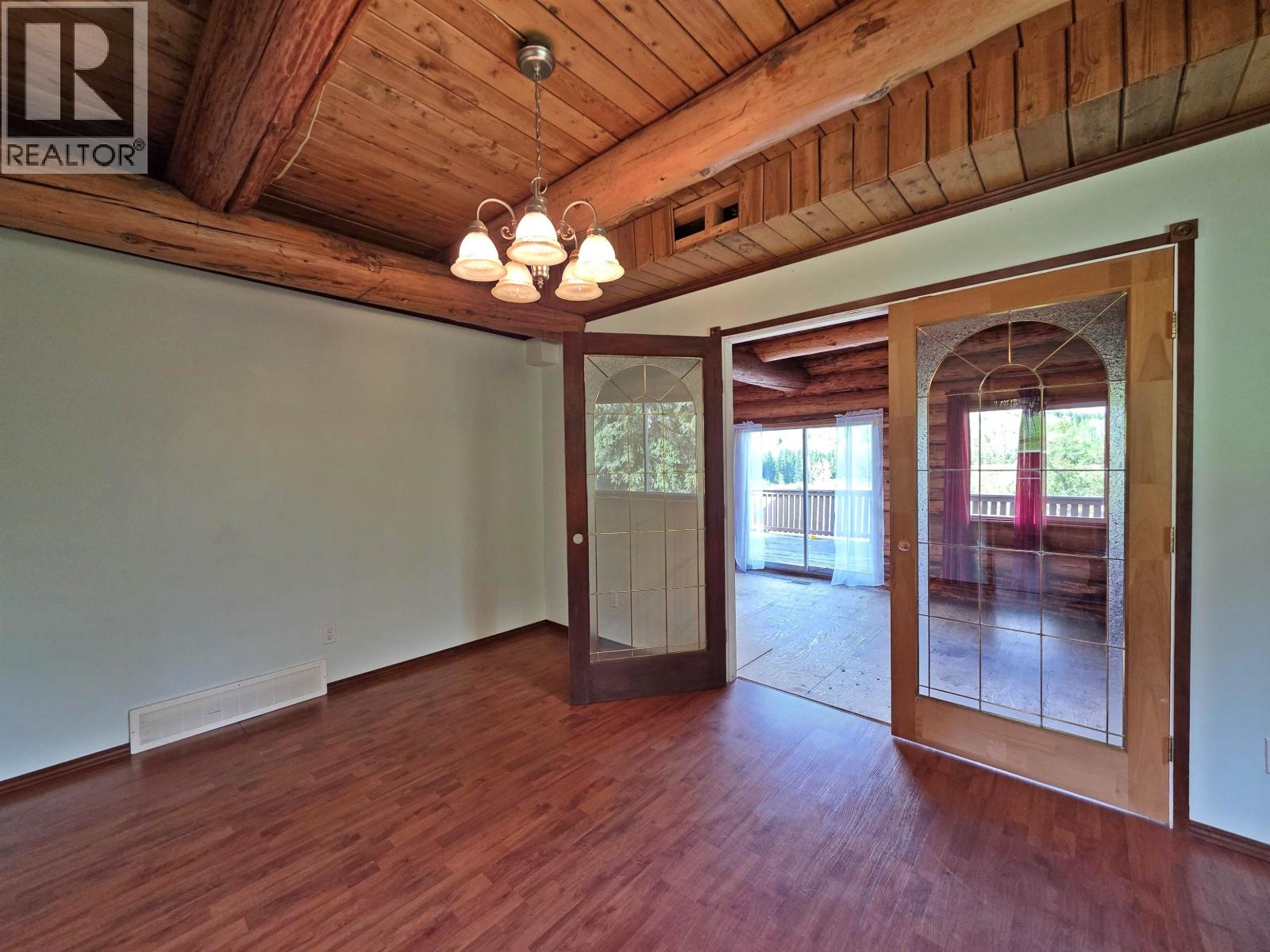 2303 PINNACLES ROAD - 8