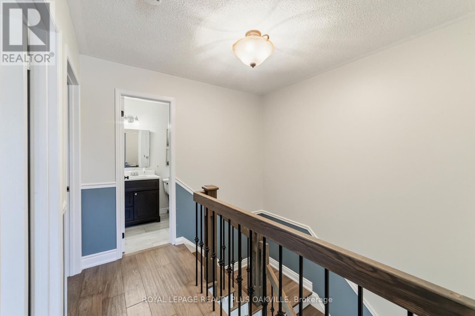 82 FELLOWES CRESCENT - 16
