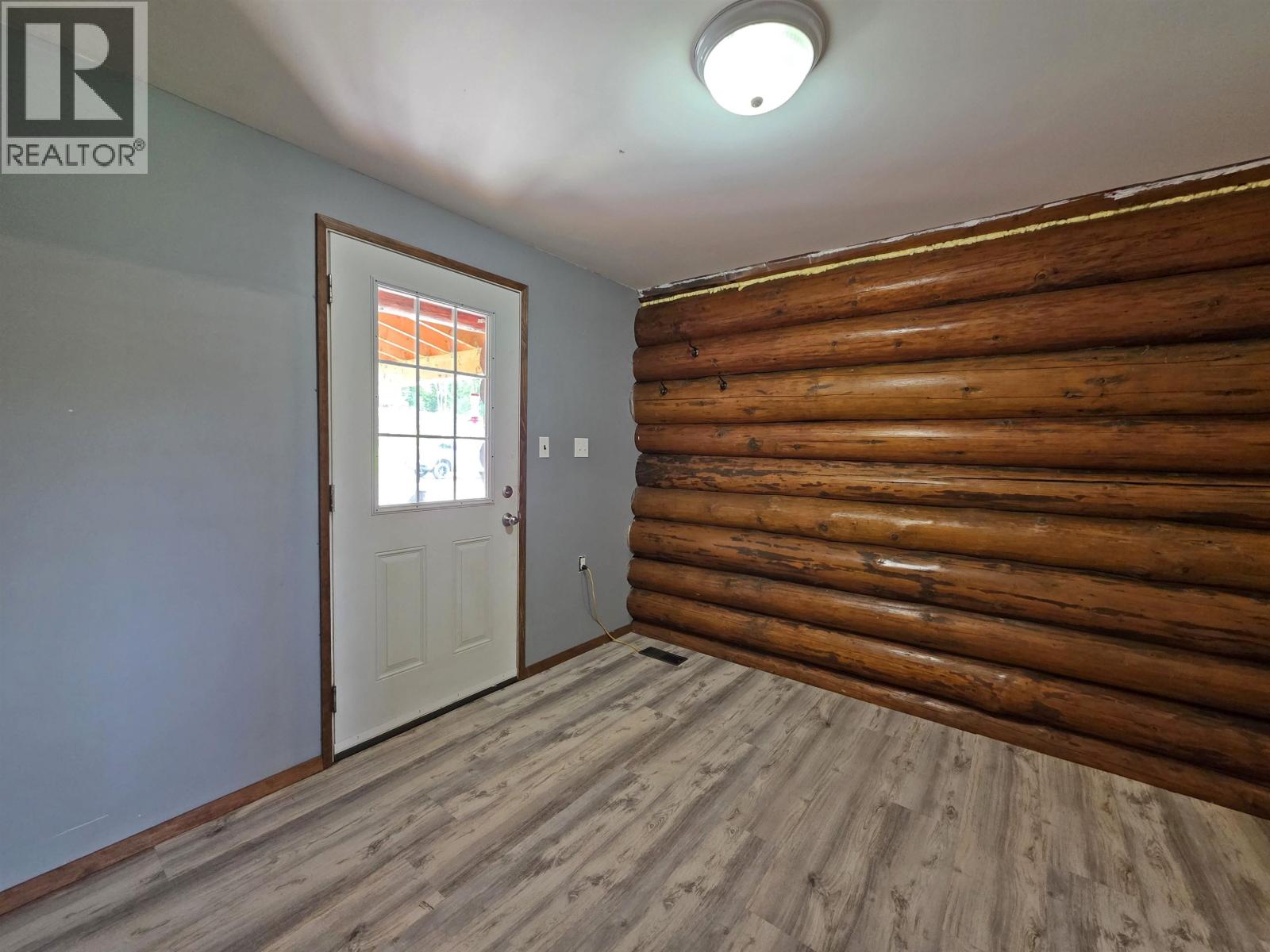 2303 PINNACLES ROAD - 16