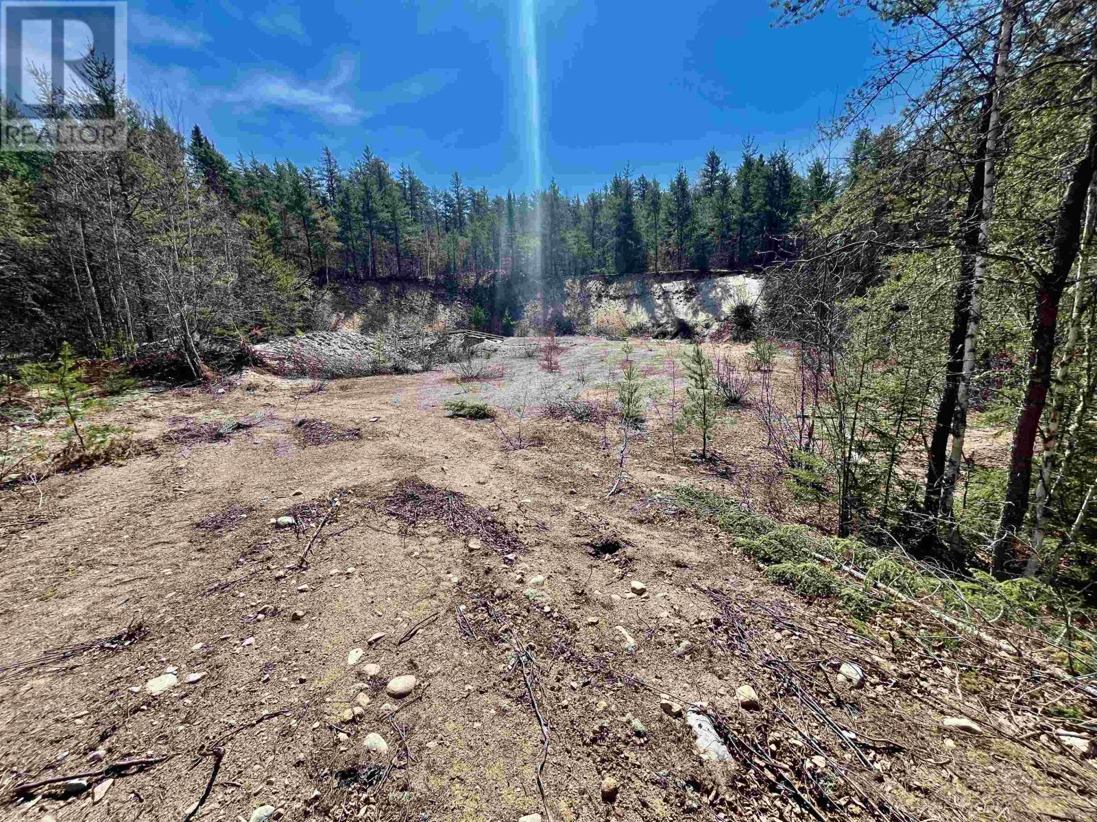 377 CRAWFORD DR - 38
