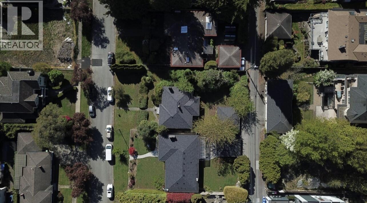 1315 58TH Avenue - photo 2
