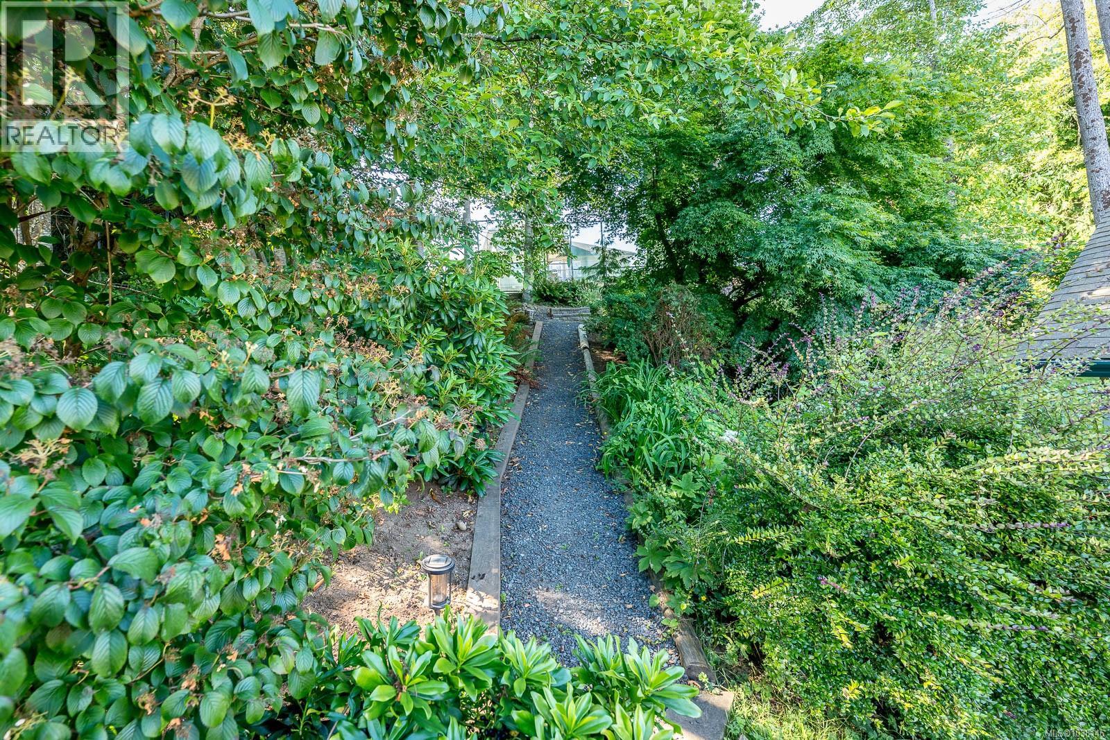 809 Willowcrest Rd - 50