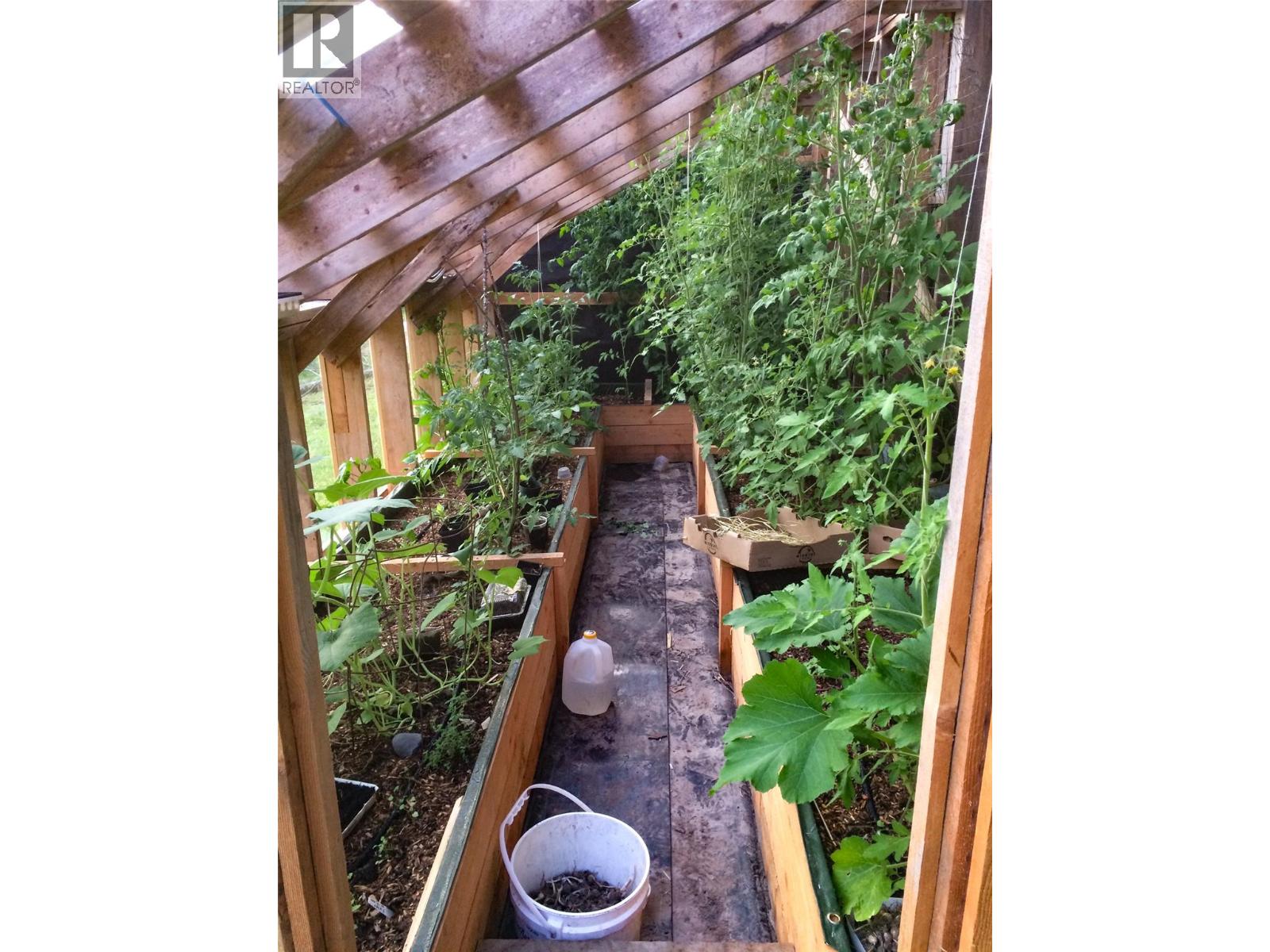 375 Alexander Road - 40