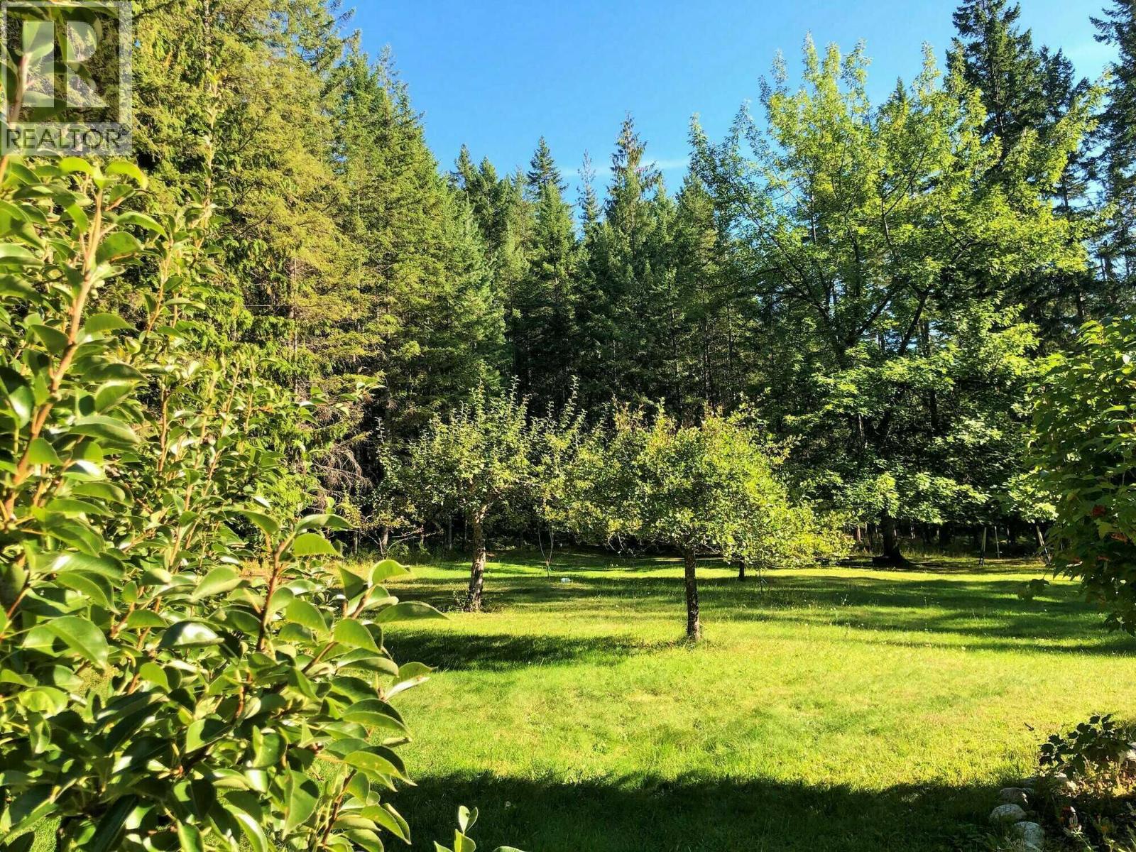 375 Alexander Road - 35