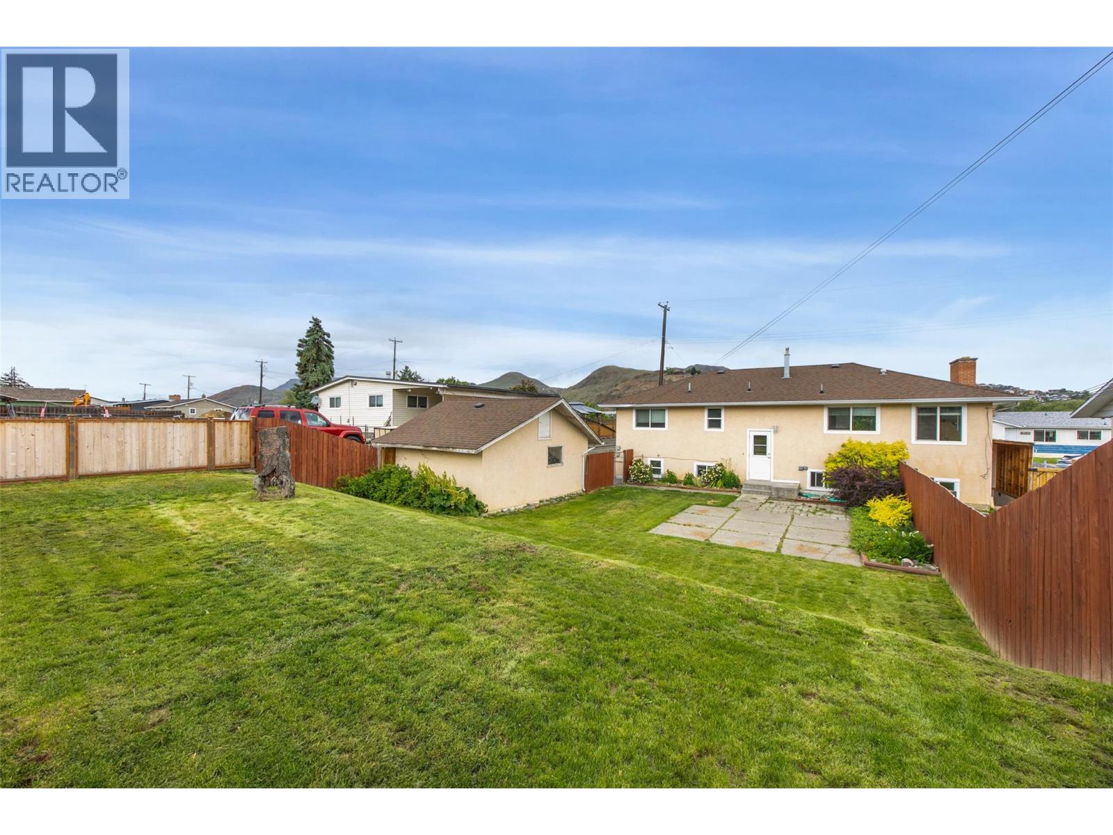 1069 Lethbridge Avenue - 23