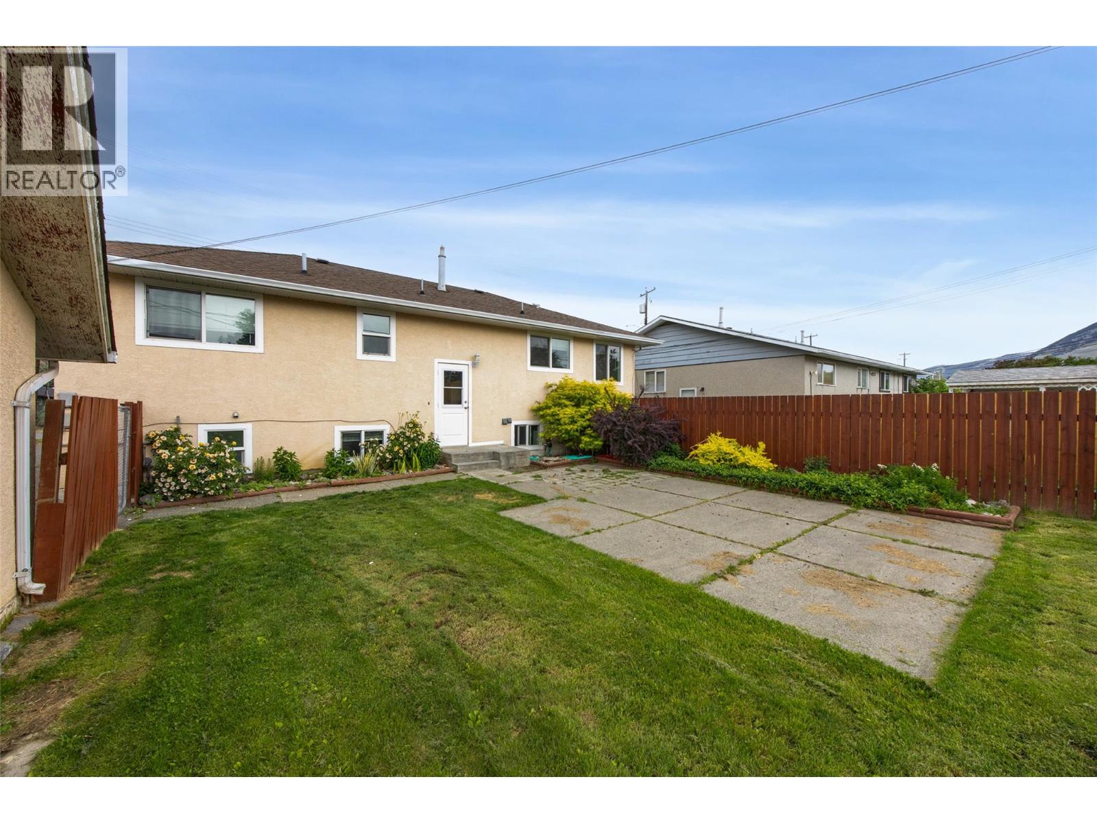 1069 Lethbridge Avenue - 26