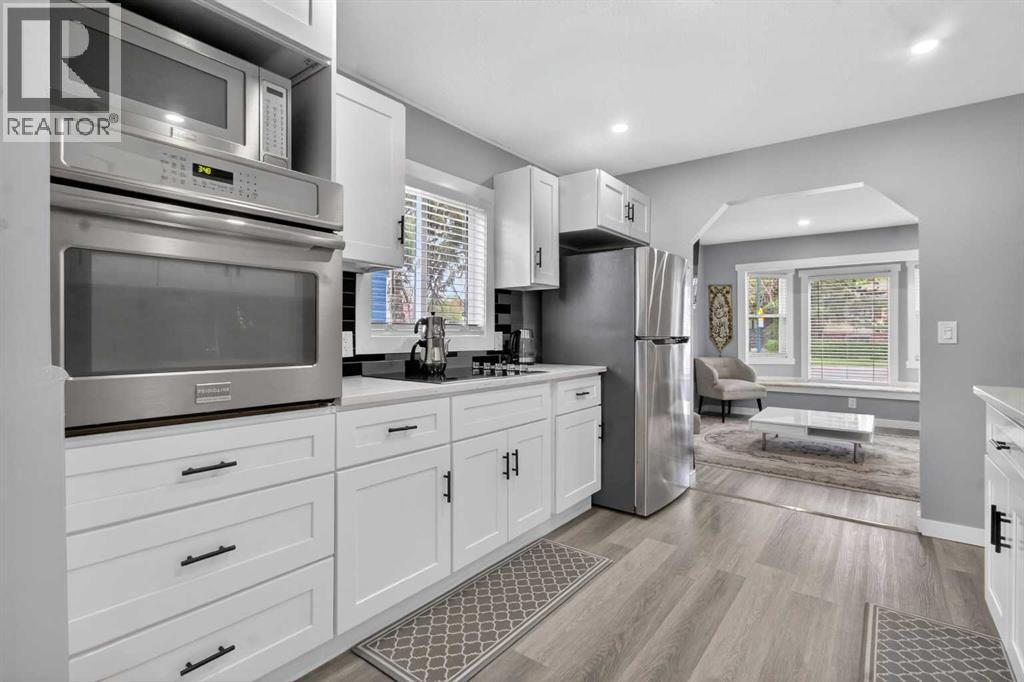 2414 27 Street SE - 22