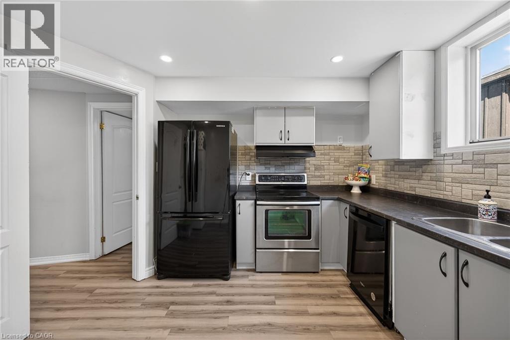 36 LONGVIEW Court - 38