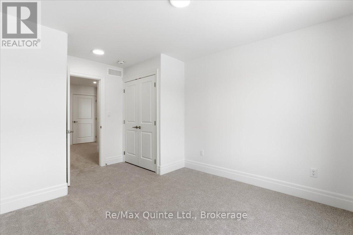 101 BUCHANAN AVENUE - 17