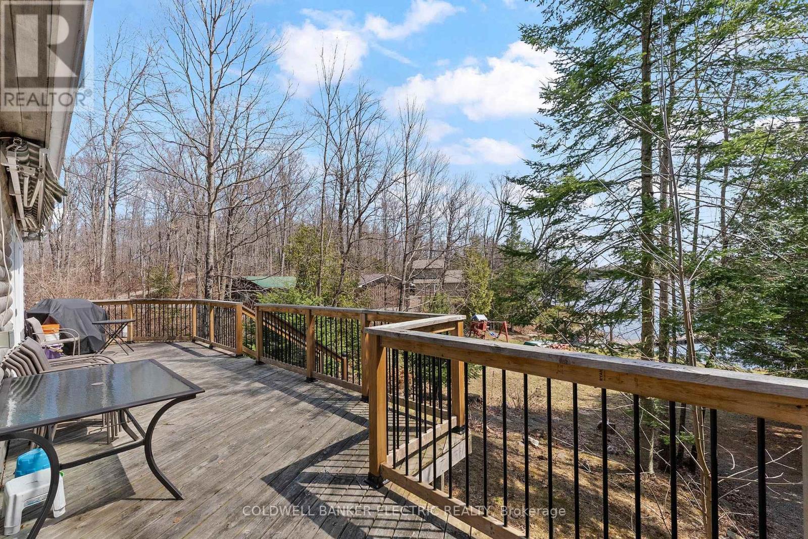 18 BAY VIEW LANE - 19