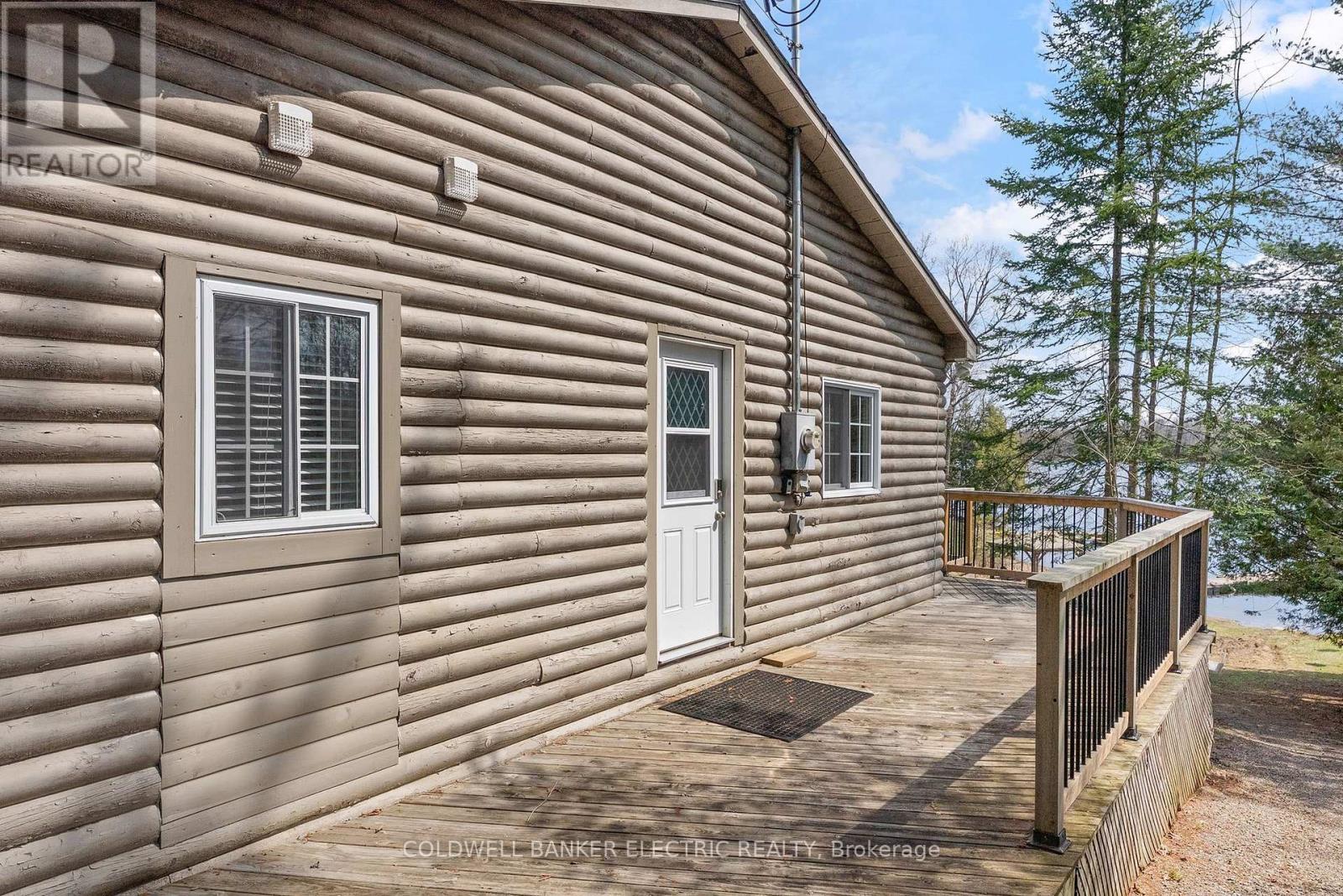 18 BAY VIEW LANE - 21