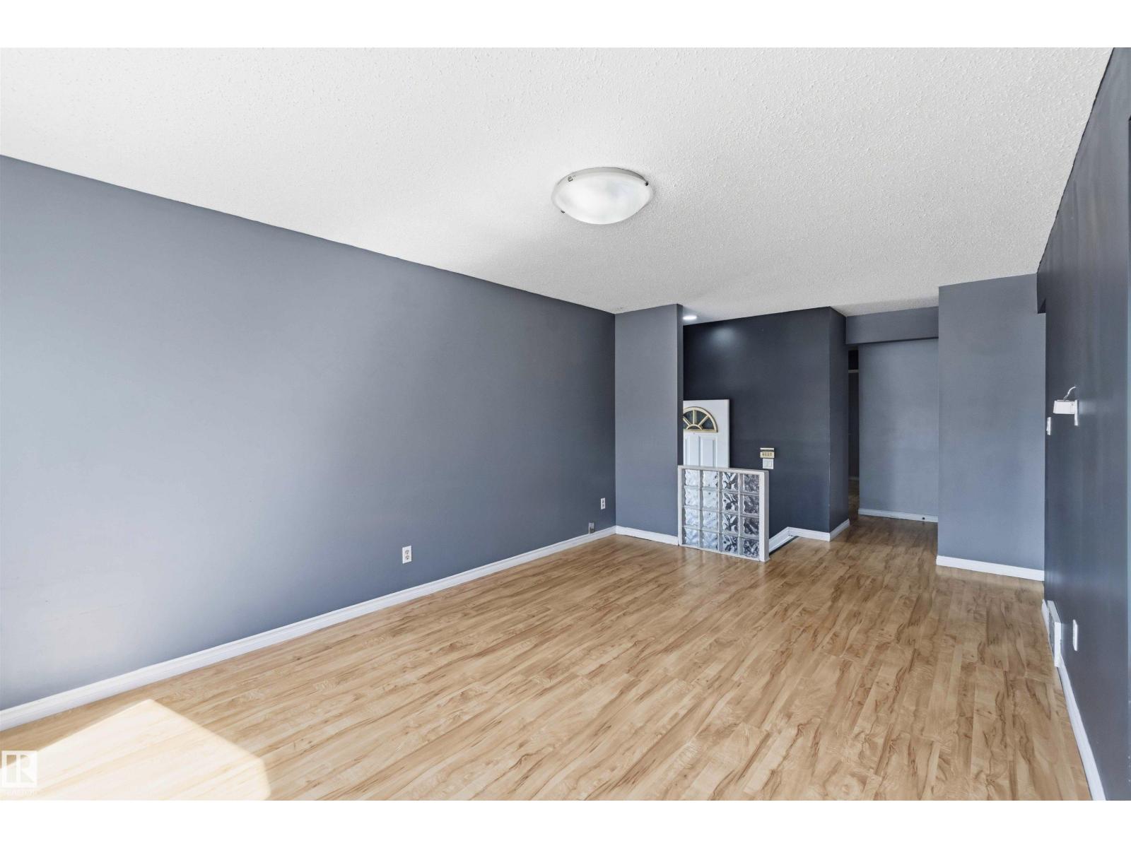 10828 173 AV NW - 11