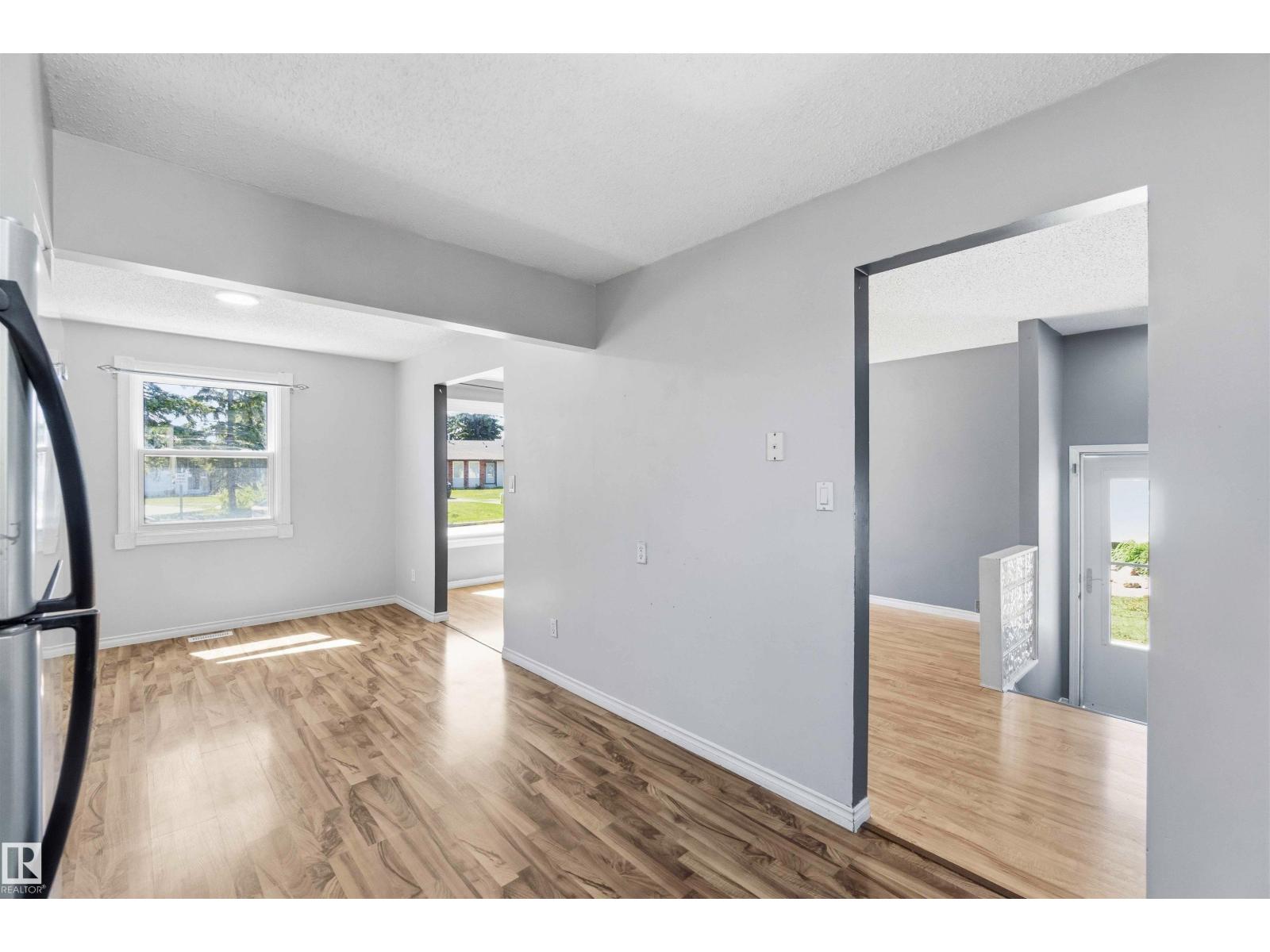 10828 173 AV NW - 22