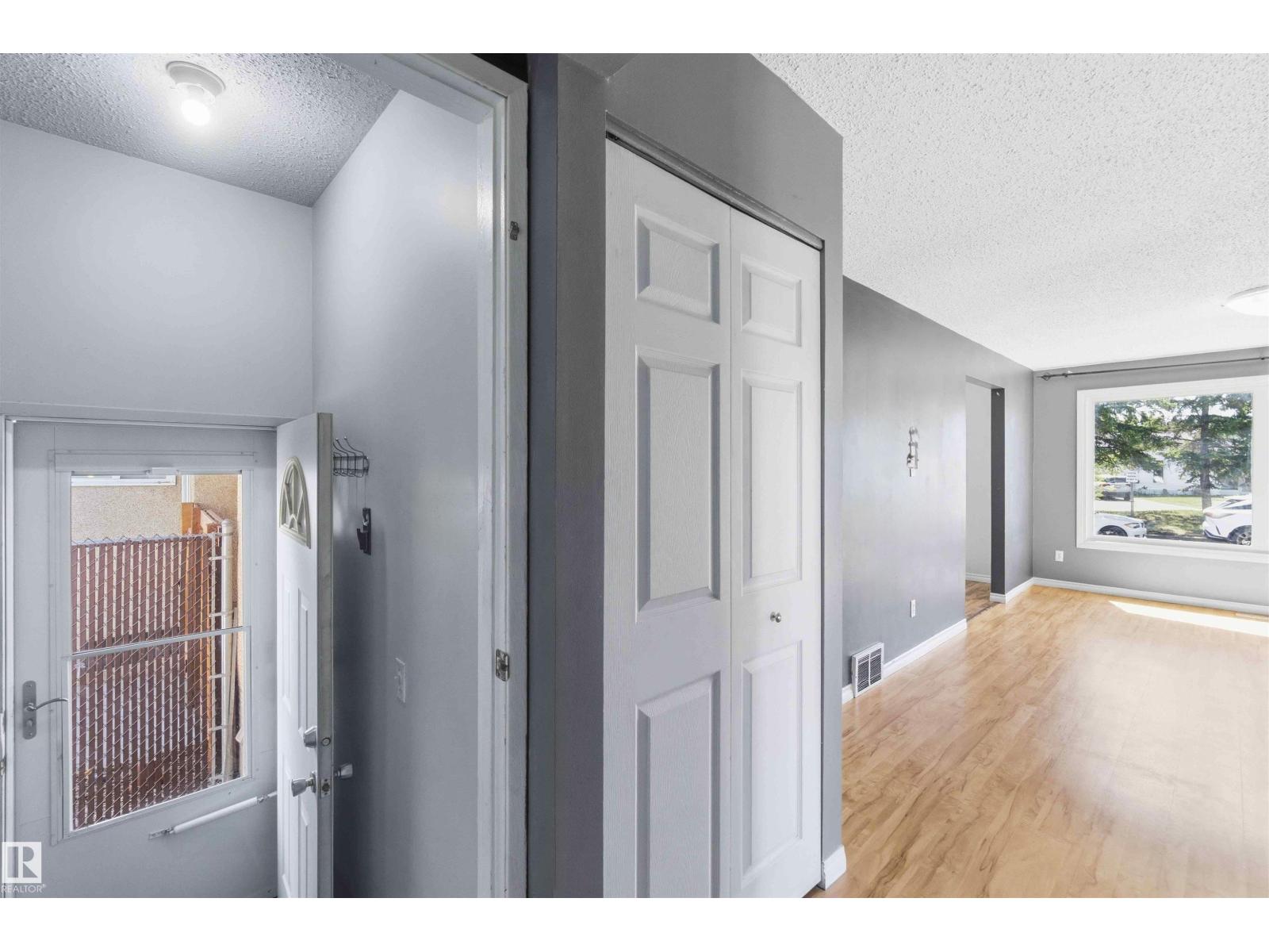 10828 173 AV NW - 23