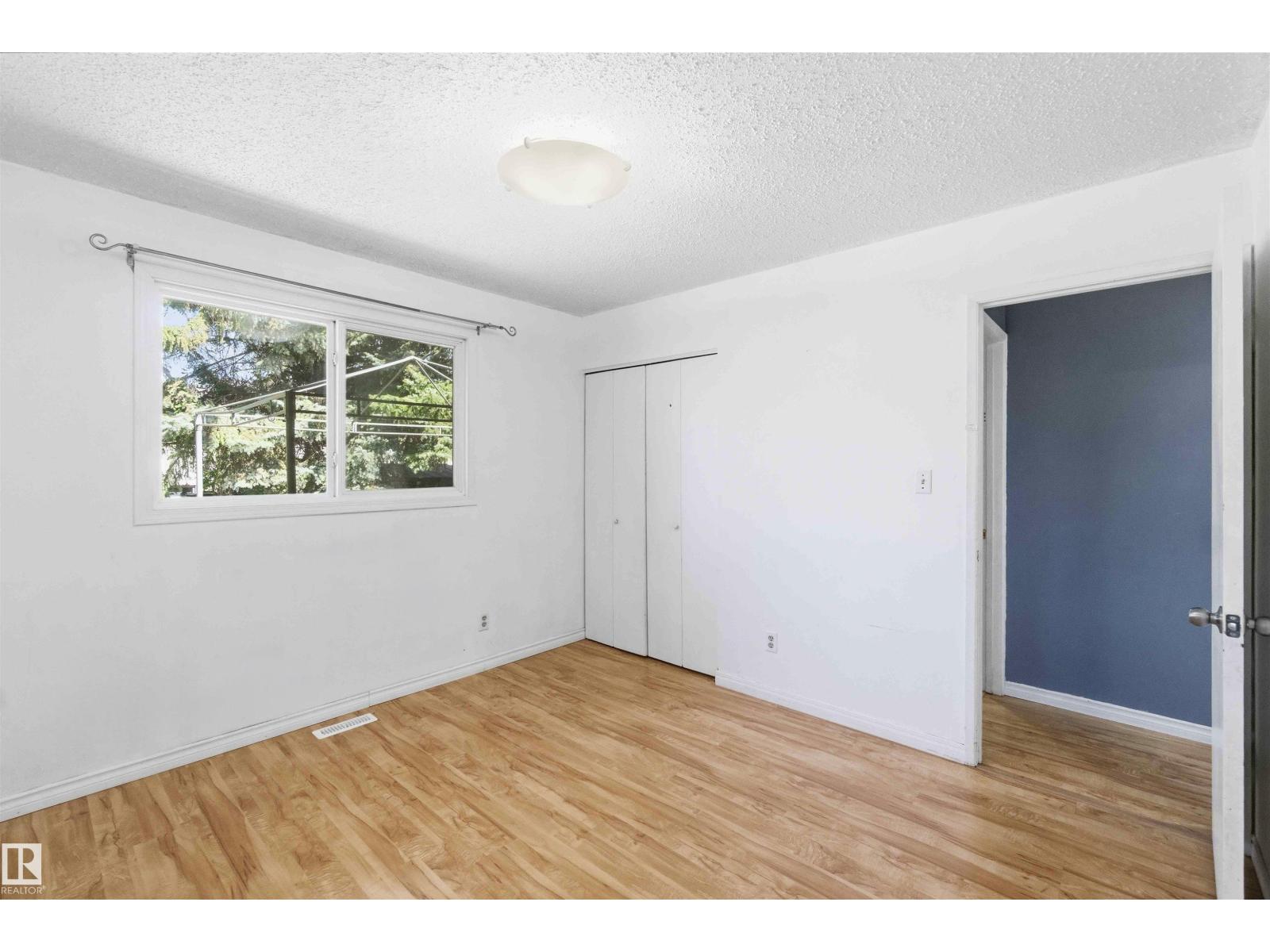 10828 173 AV NW - 30