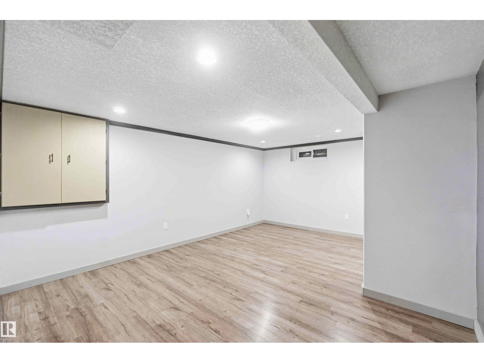 10828 173 AV NW - 42