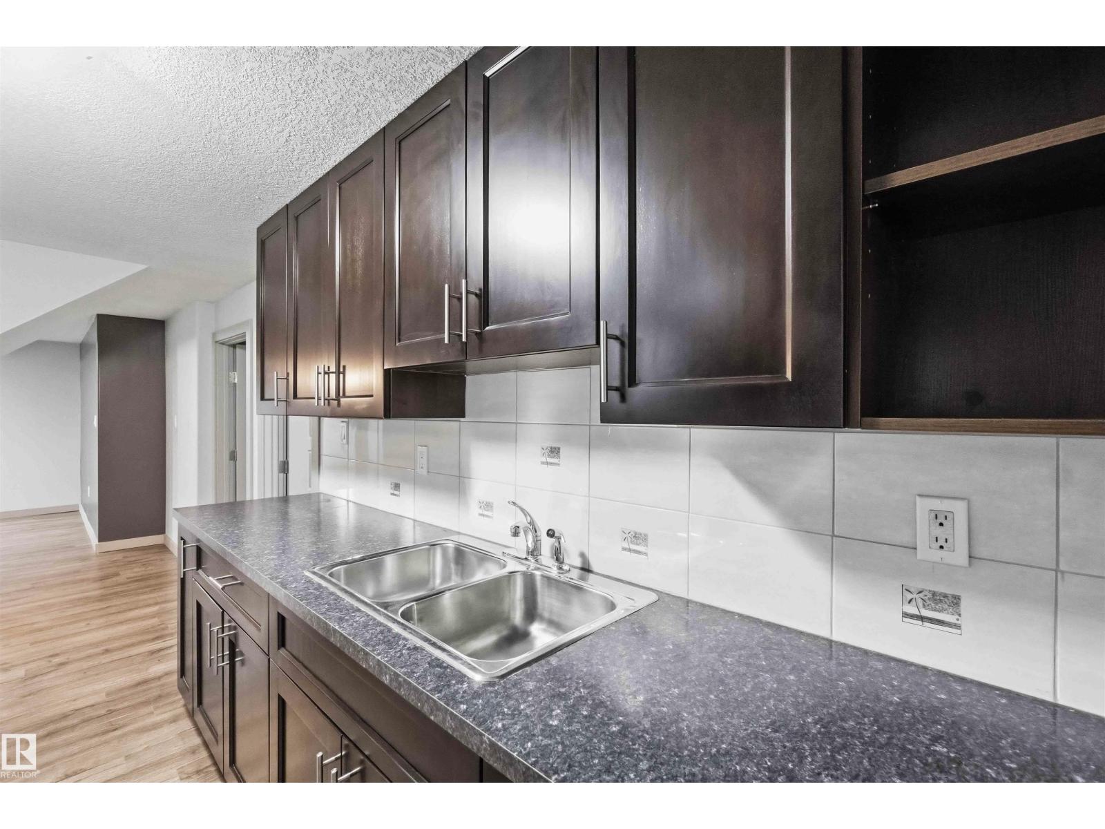 10828 173 AV NW - 49