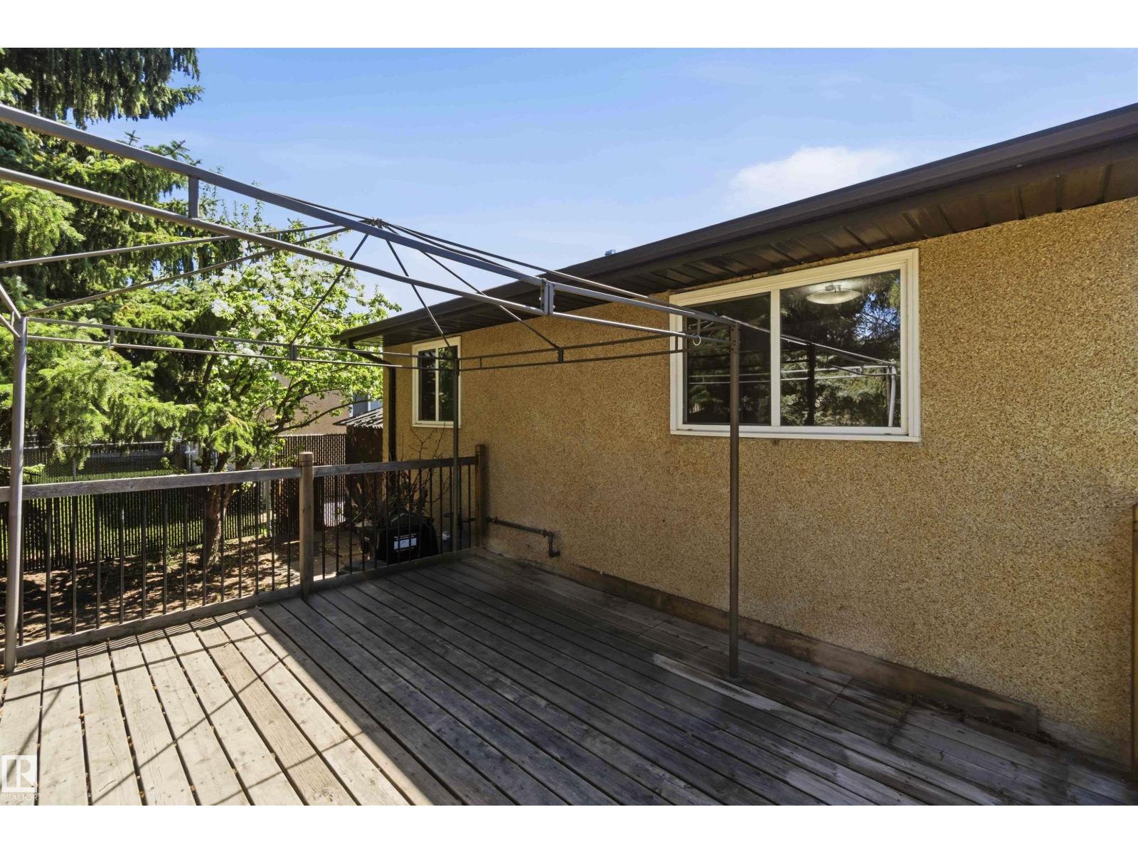 10828 173 AV NW - 61